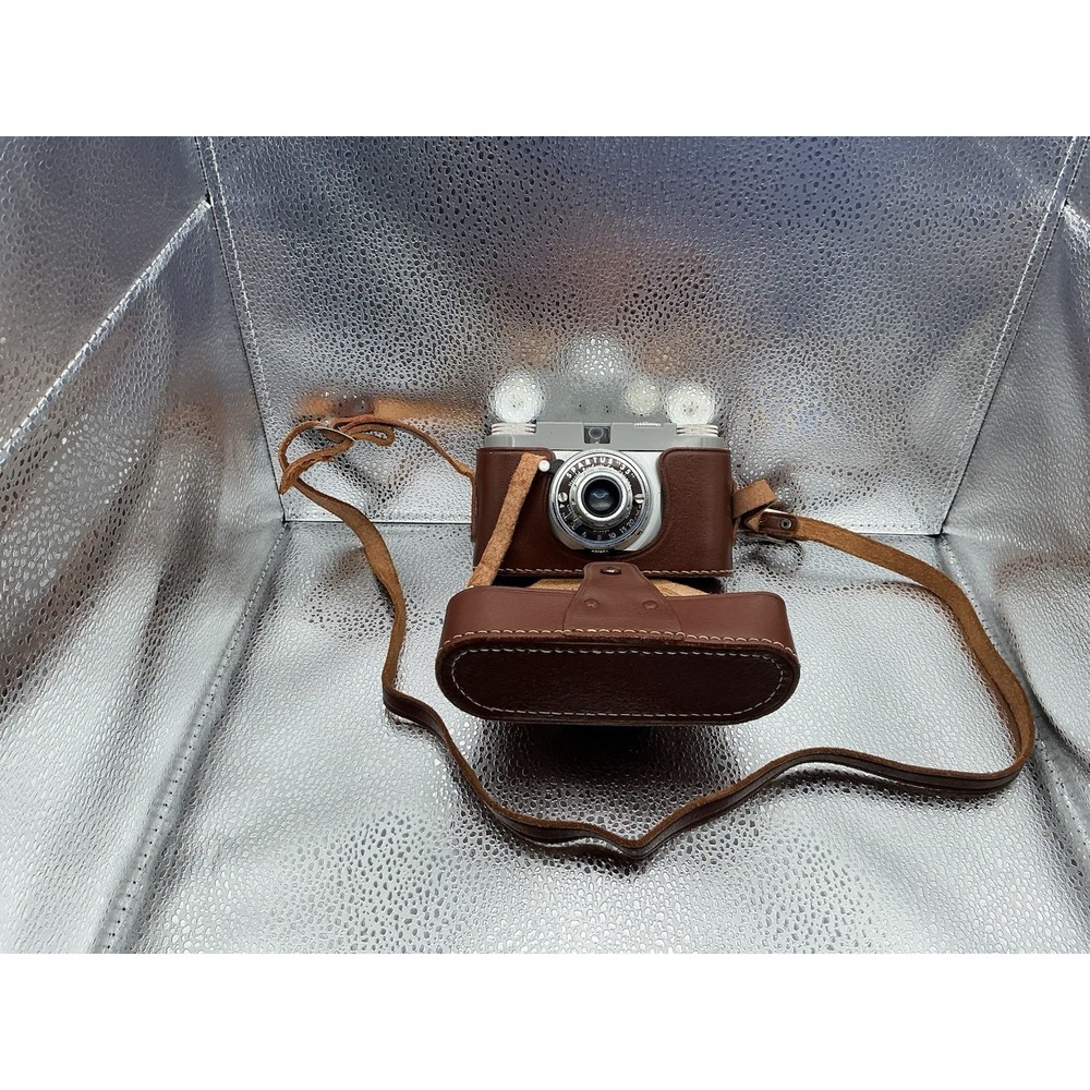 Vintage Spartus 35 35mm Bakelite Film Camera Leather Case Chicago 1950s Untested